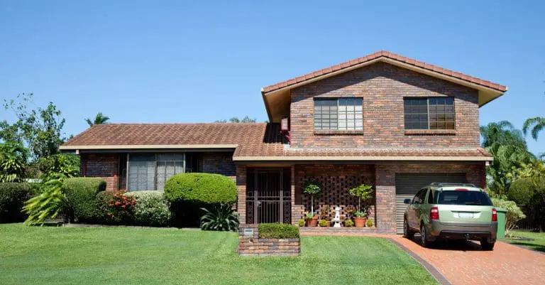 What Happens to Joint Property in a Bankruptcy?